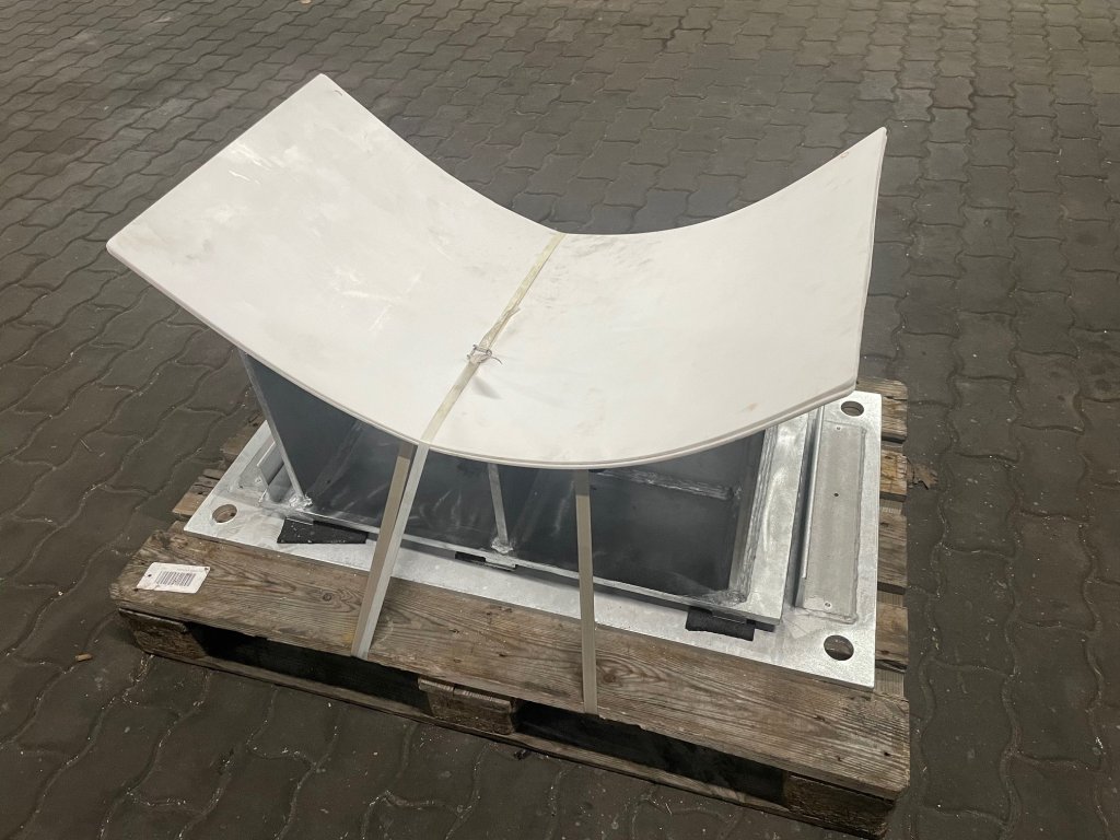 Rohrsattel auf einer Palette